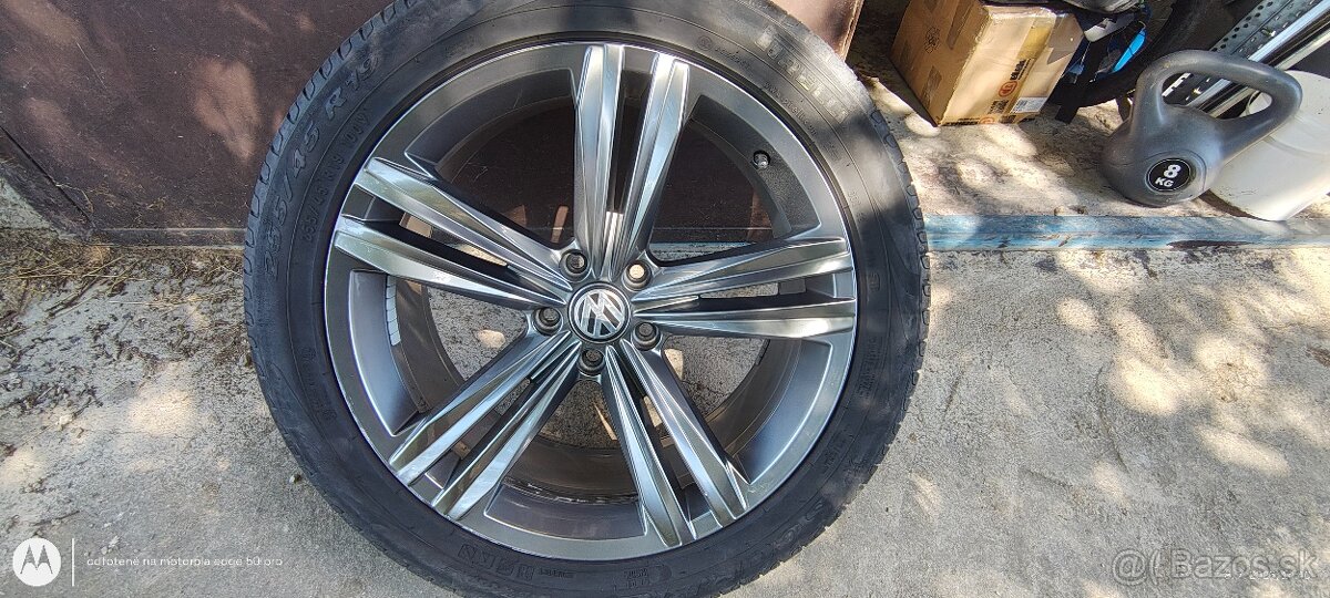 Sebring disky r19 ET38 245 40 r19 - 3