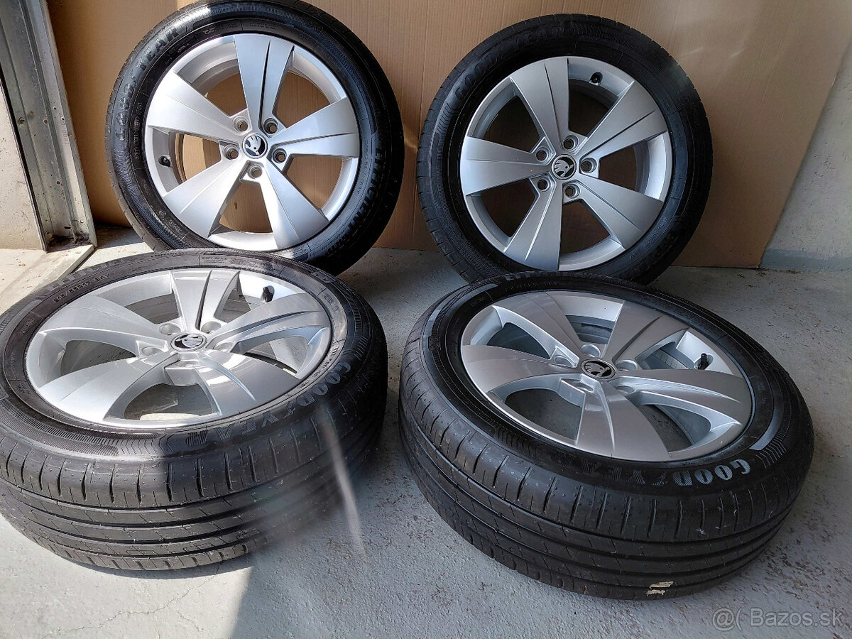 17" Skoda Superb - 215/55R17 - 3