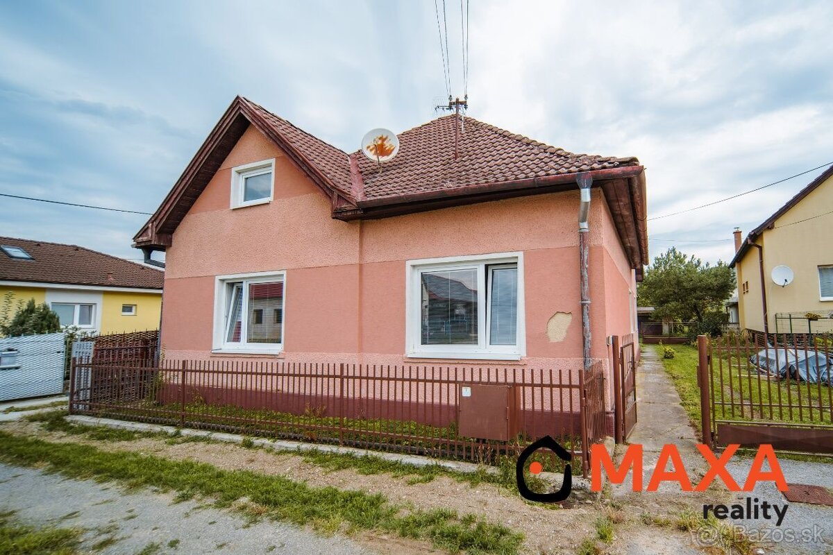 Na predaj rodinný dom, v obci Pažiť - 3