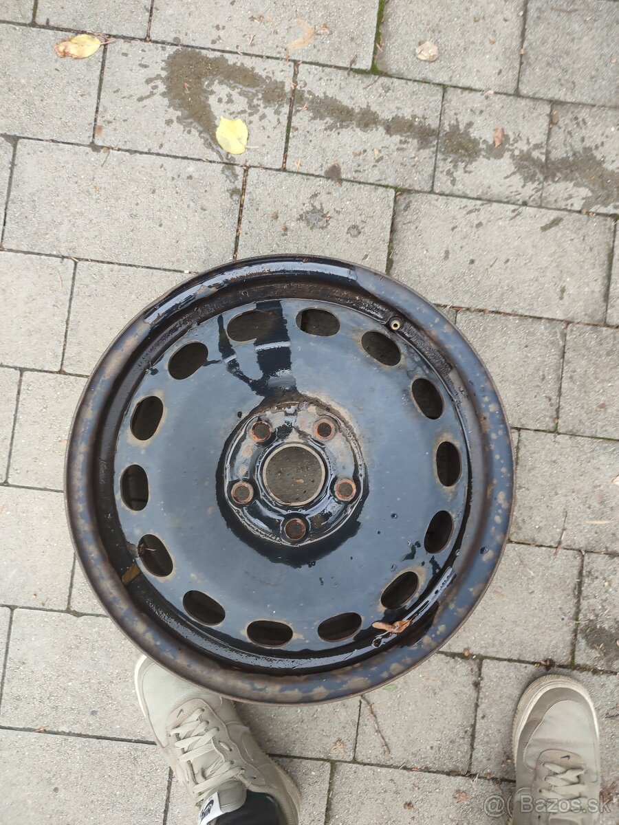 Predám plechové disky Volkswagen Touran – 16” (205/55 R16) - 3