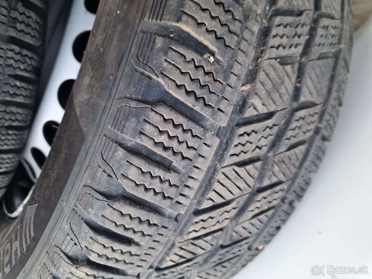 Zim.sada VW T5,T6 16"205/65R16C - 3