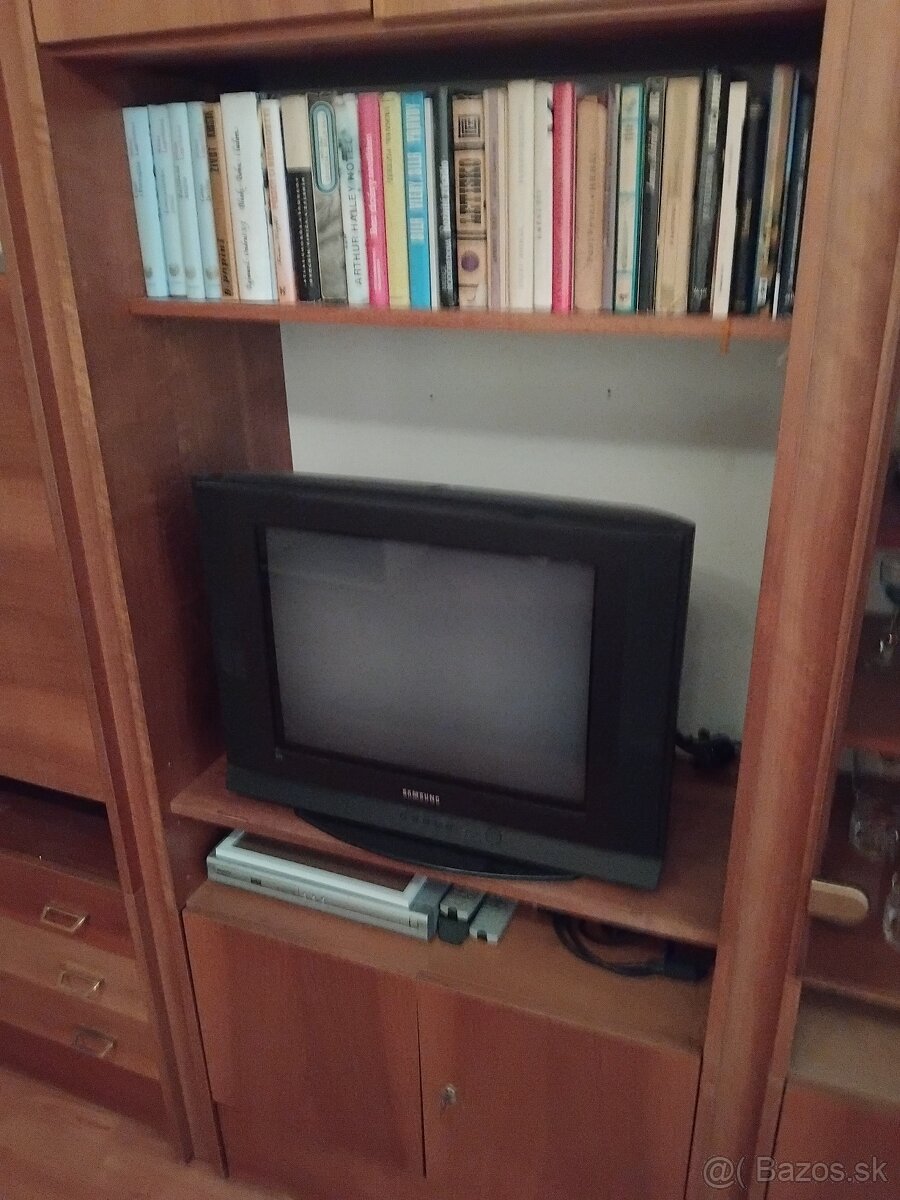 Darovanie obývacej steny - 3