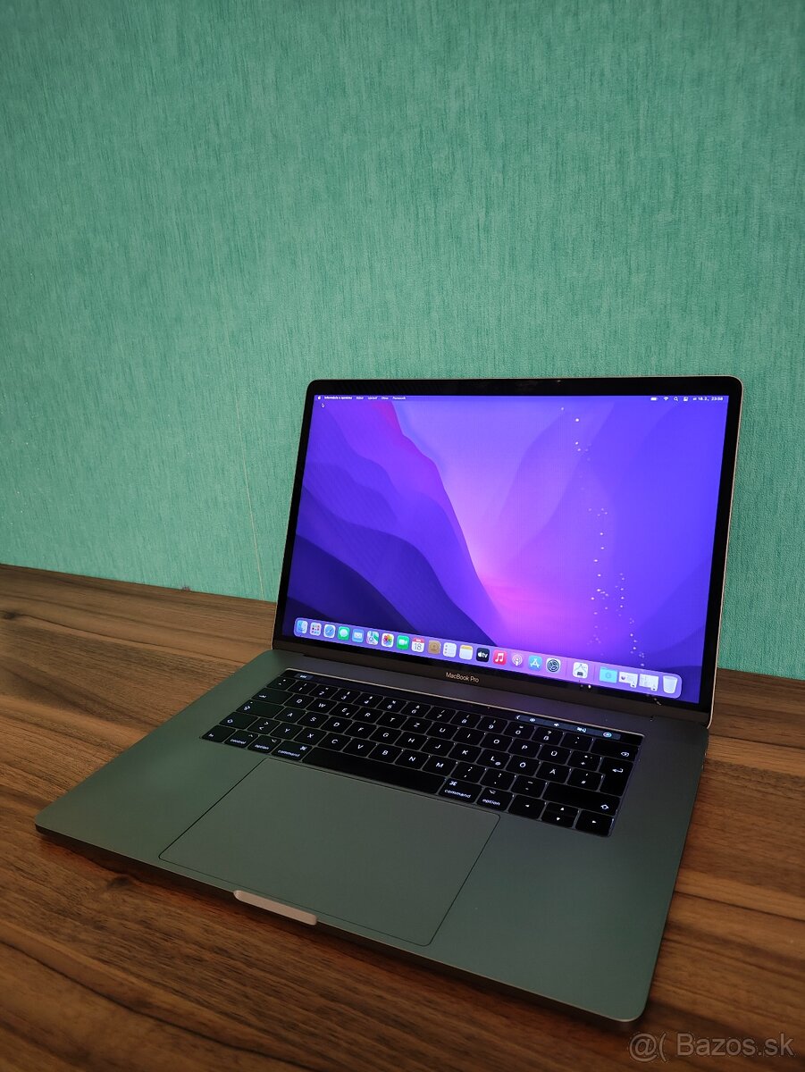 Apple MacBook Pro 15 A1707 – i7 / 16GB / 512GB - 3