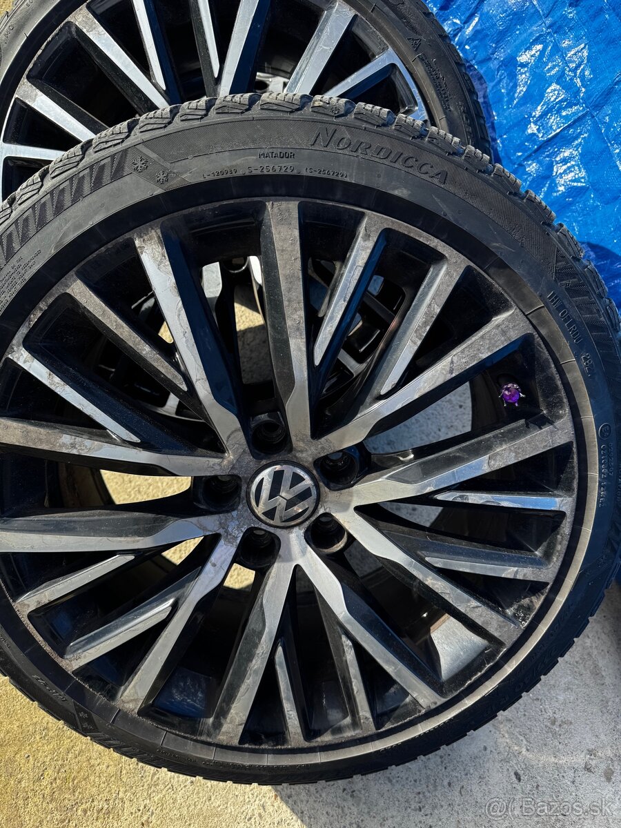 5x112 235/40 r19 - 3