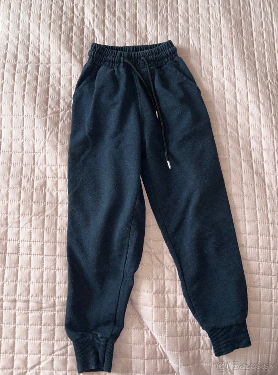 Balík oblečenia pre chlapca veľkosť 98 - 3