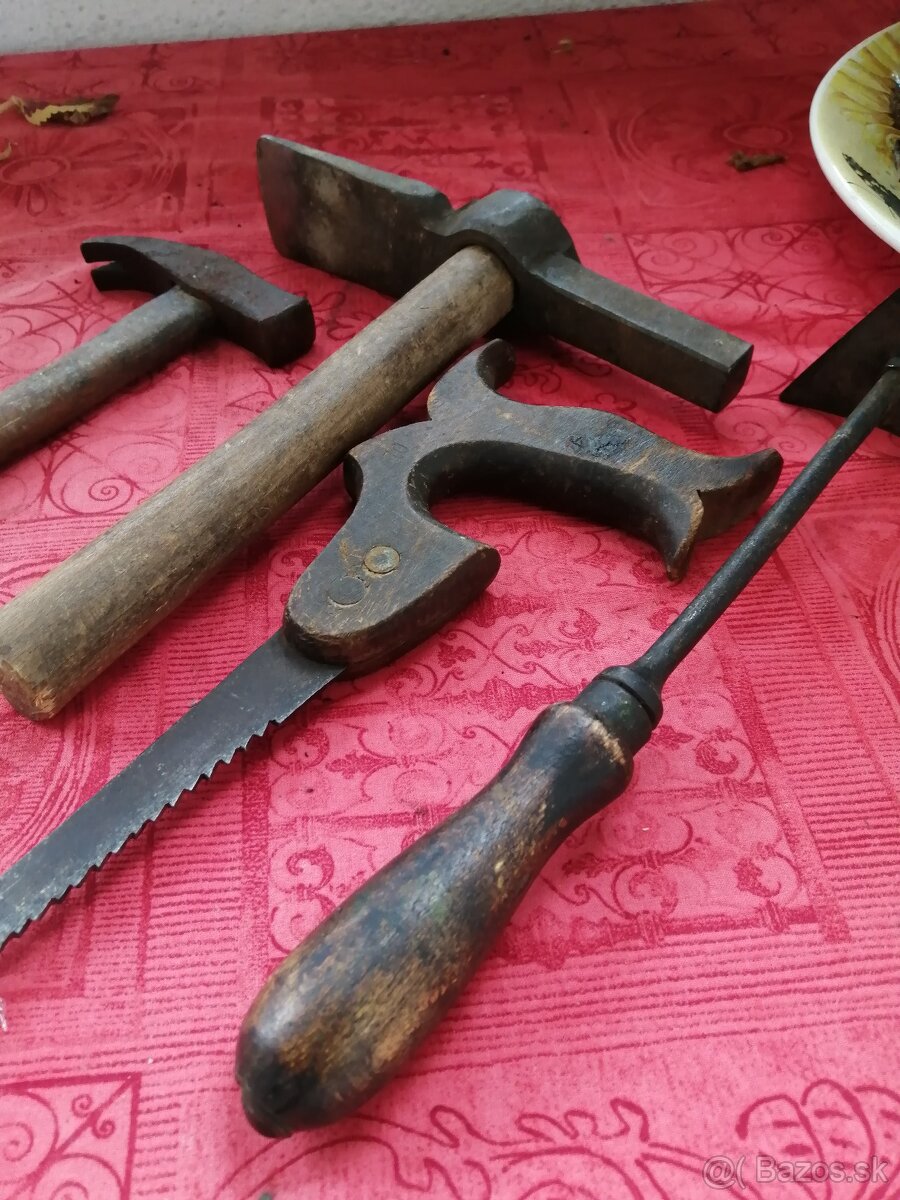 staré pracovné náradie - 3