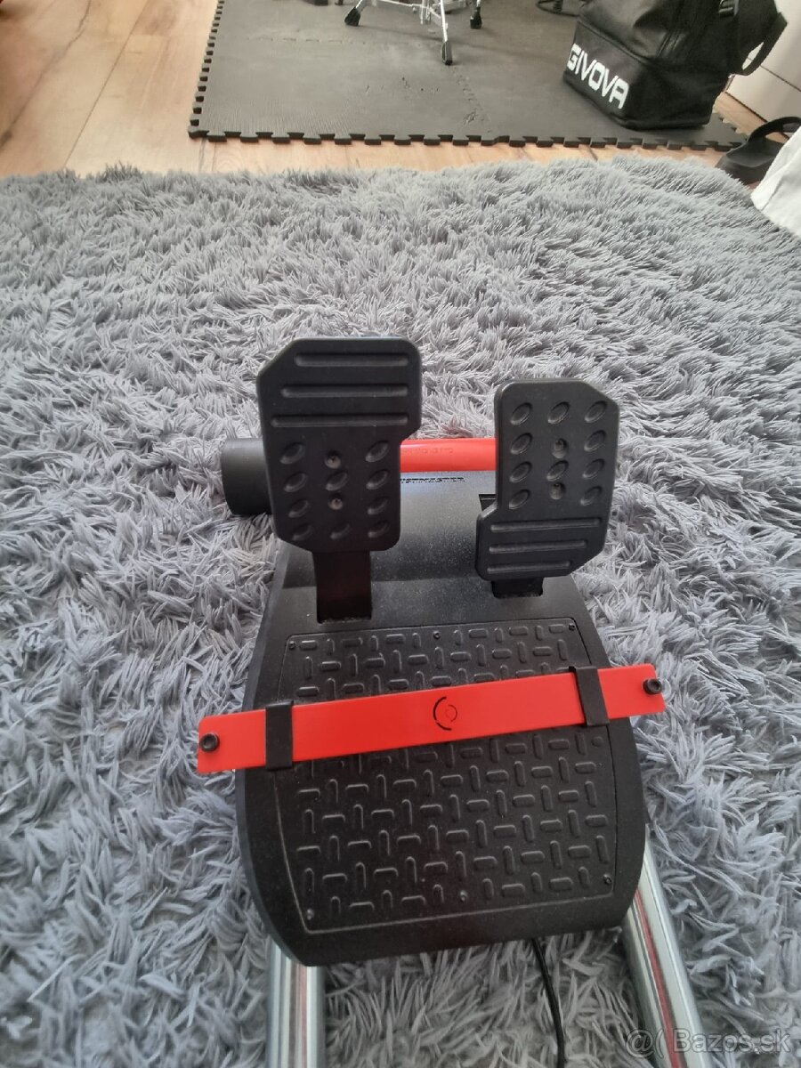 Predám herný volant Thrustmasterr - 3