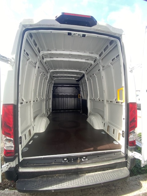 IVECO DAILY 35S18H V - 3