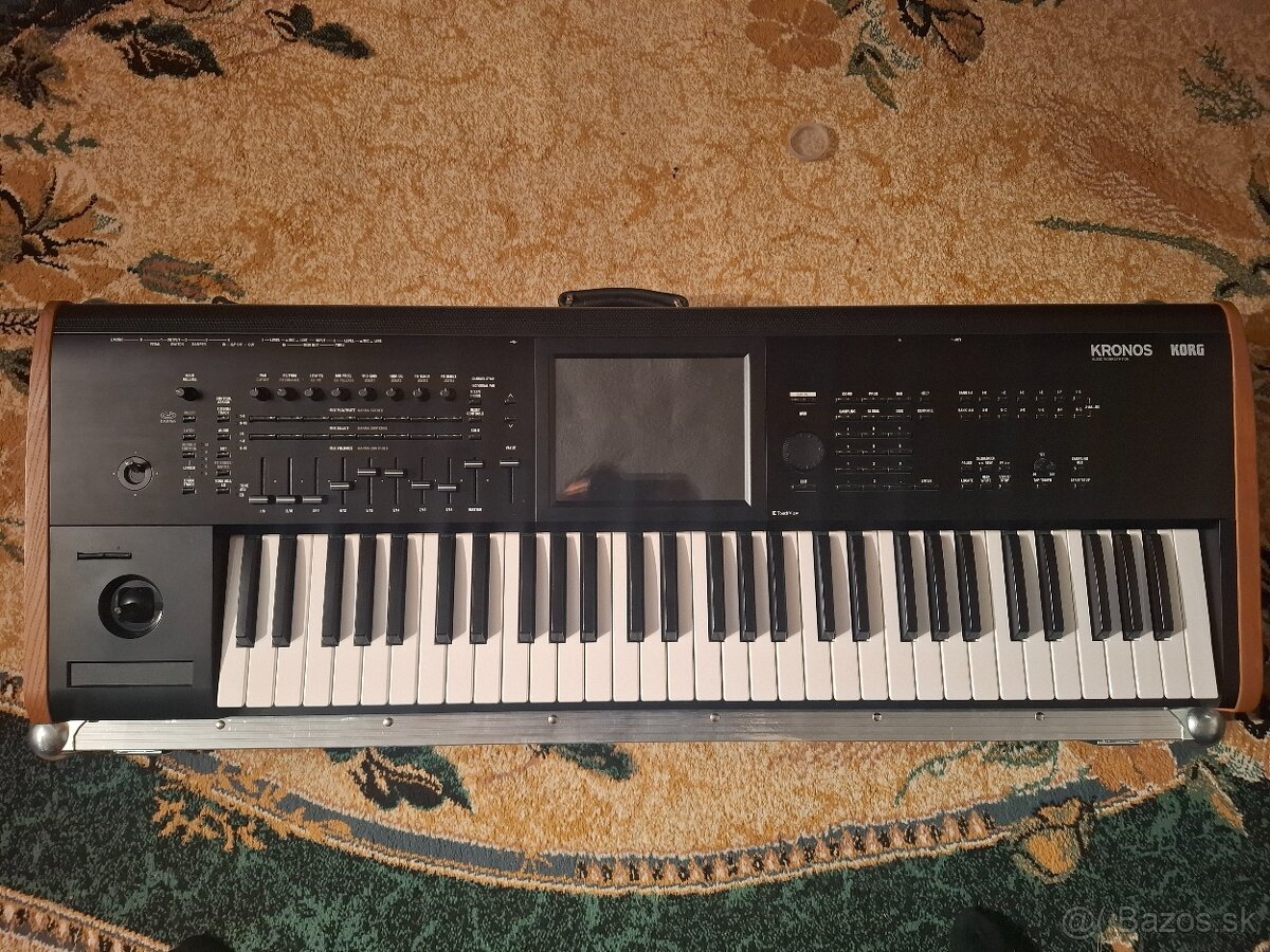 Korg Kronos 61 - 3