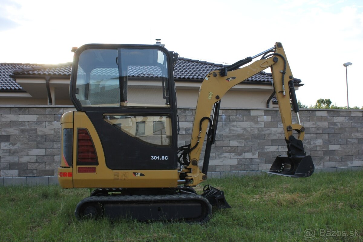 minibager CAT 301.8c 1,8t - 3