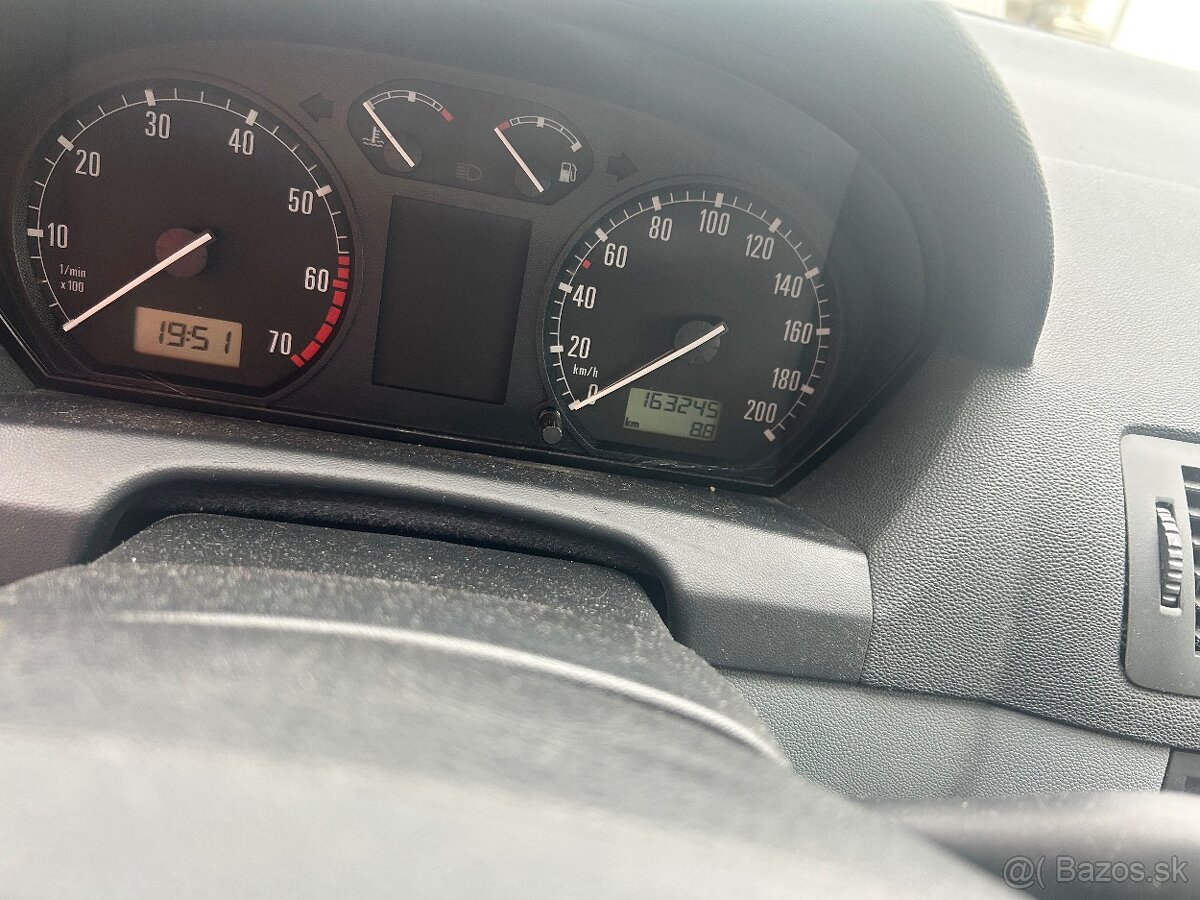 Škoda fabia I 1.4mpi 50kw - 3