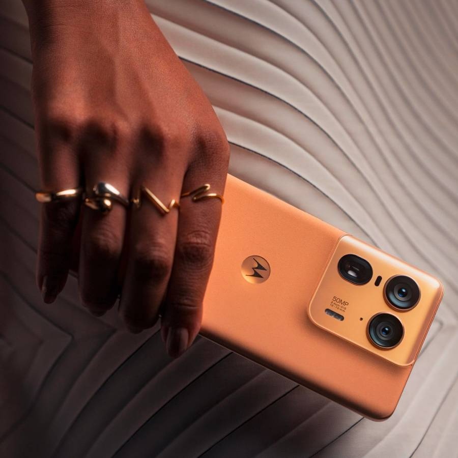 Predám nový telefón Motorola Edge 50 ultra 16+16GB/1TB - 3