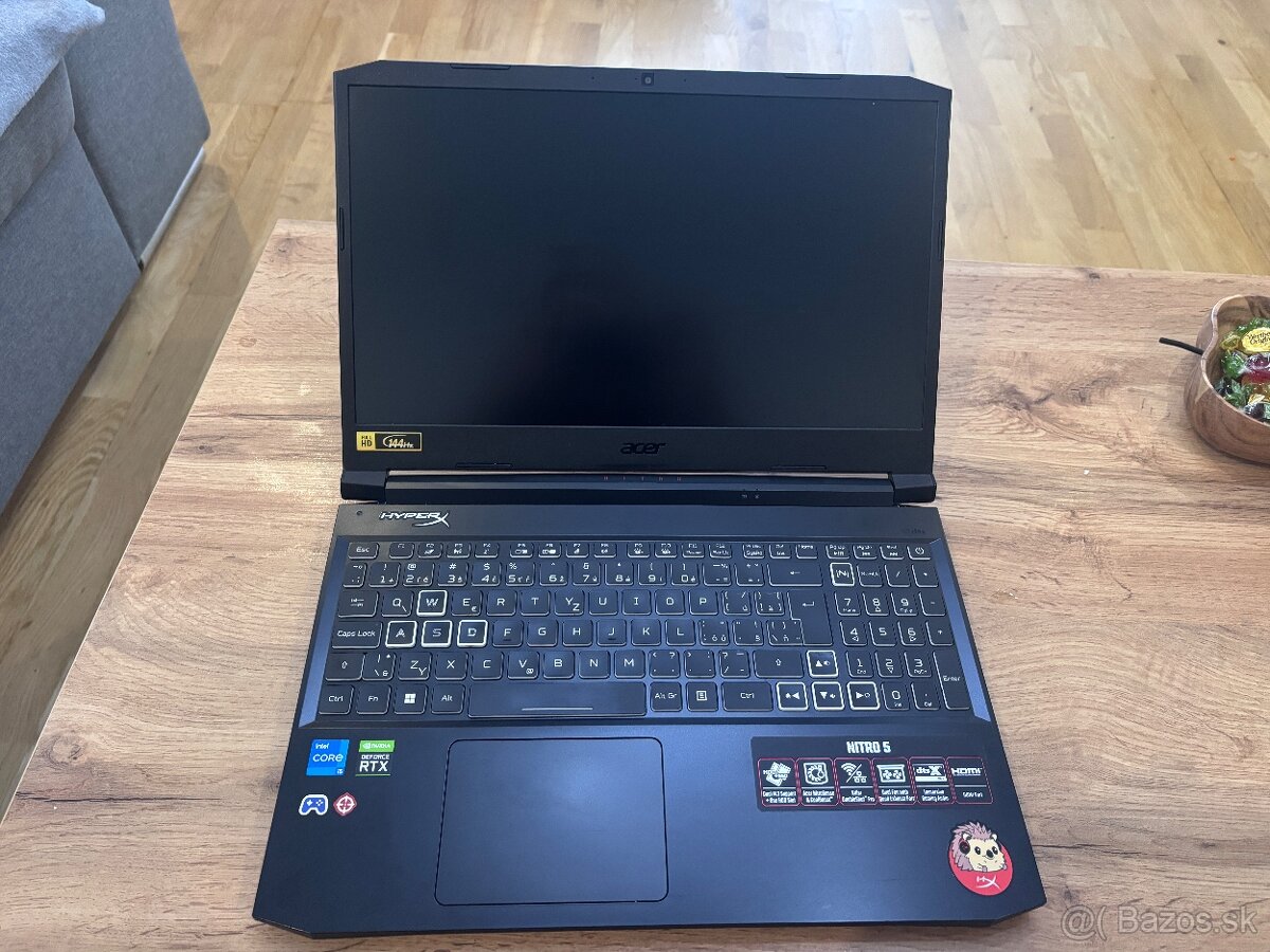 Acer Nitro 5 (AN515-57-51HL) - 3