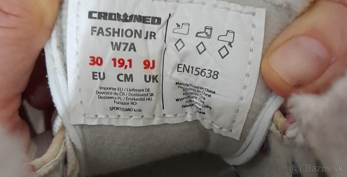 Dievcenske korcule - 3