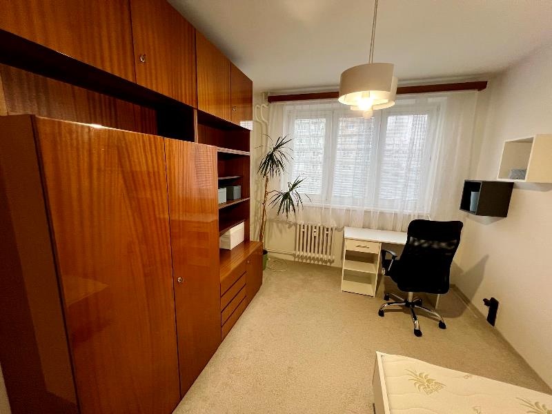 Prenaj.3-izb.byt, Exnárova, Ružinov, BA 2 - 3