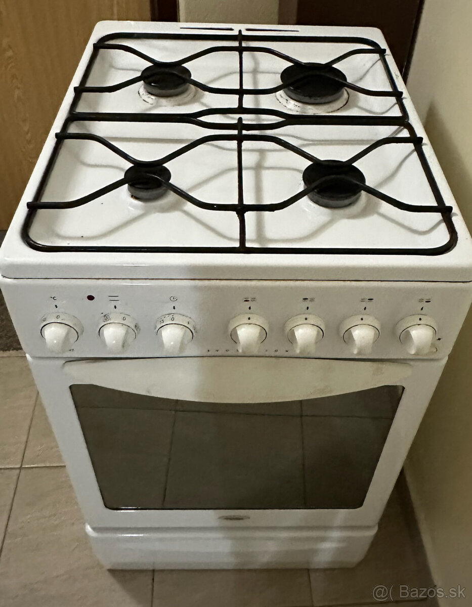 Sporák Mora 2443 - 3