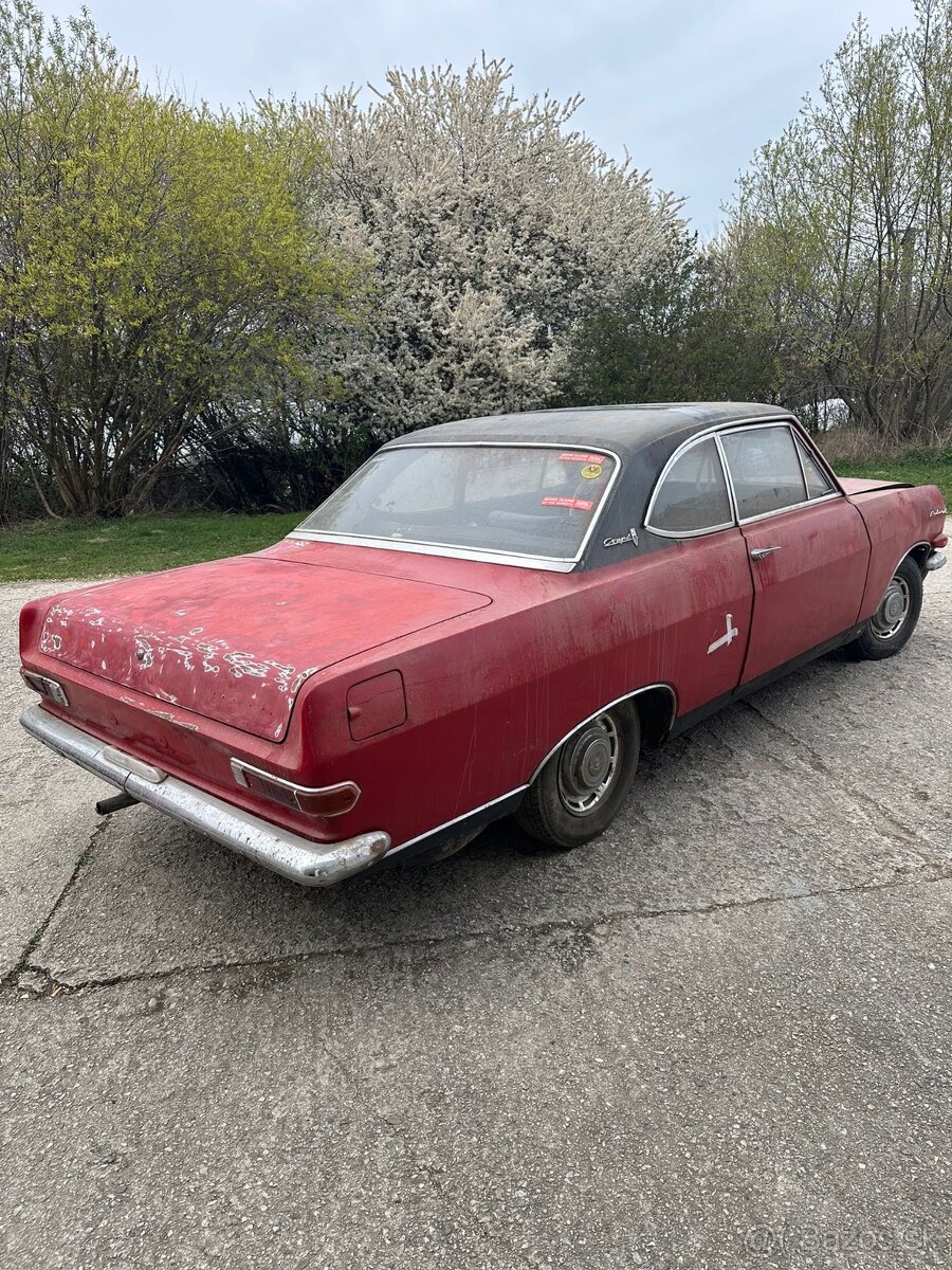 Opel Rekord A Coupe 1700 - 3