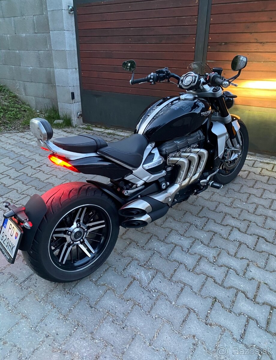 TRIUMPH-ROCKET 3 GT - 3