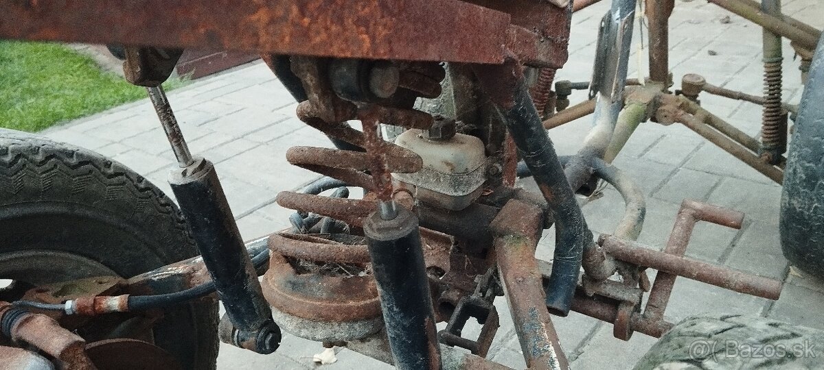 Štvorkolka jawa