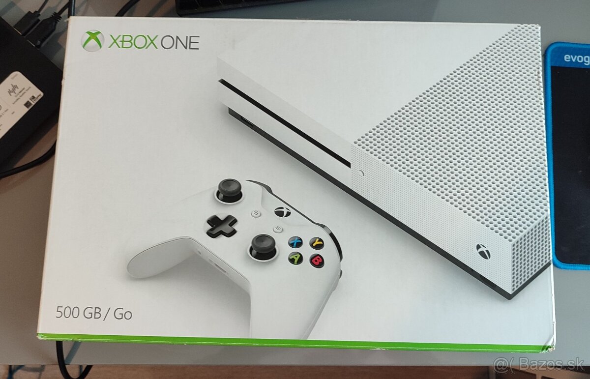 Nefunkčný Xbox + Elite series 2 controller - 3