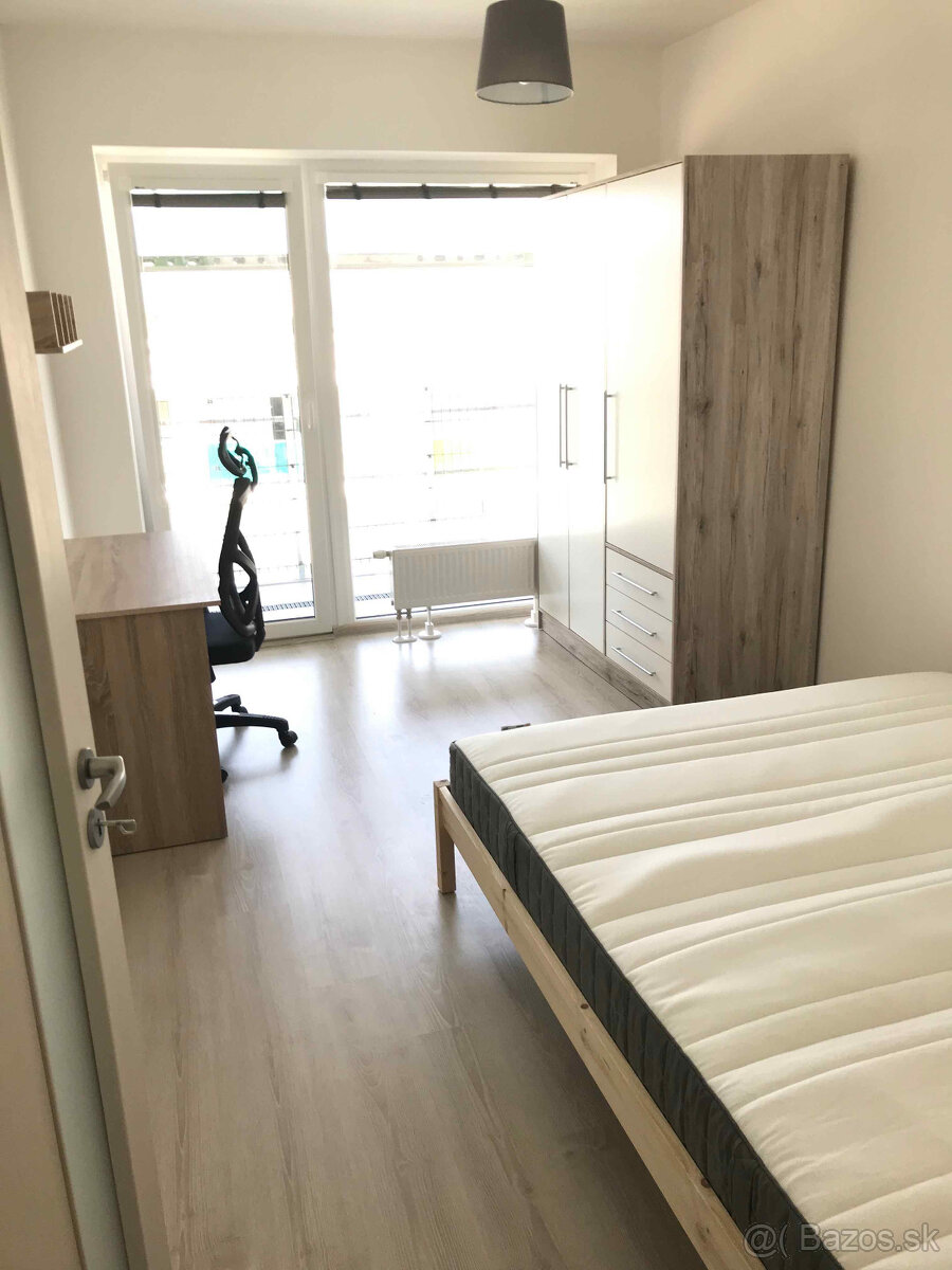 Byt na prenájom 3 izb. - 3