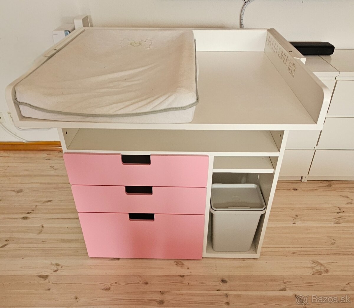 Prebalovaci pult IKEA SMASTAD - 3