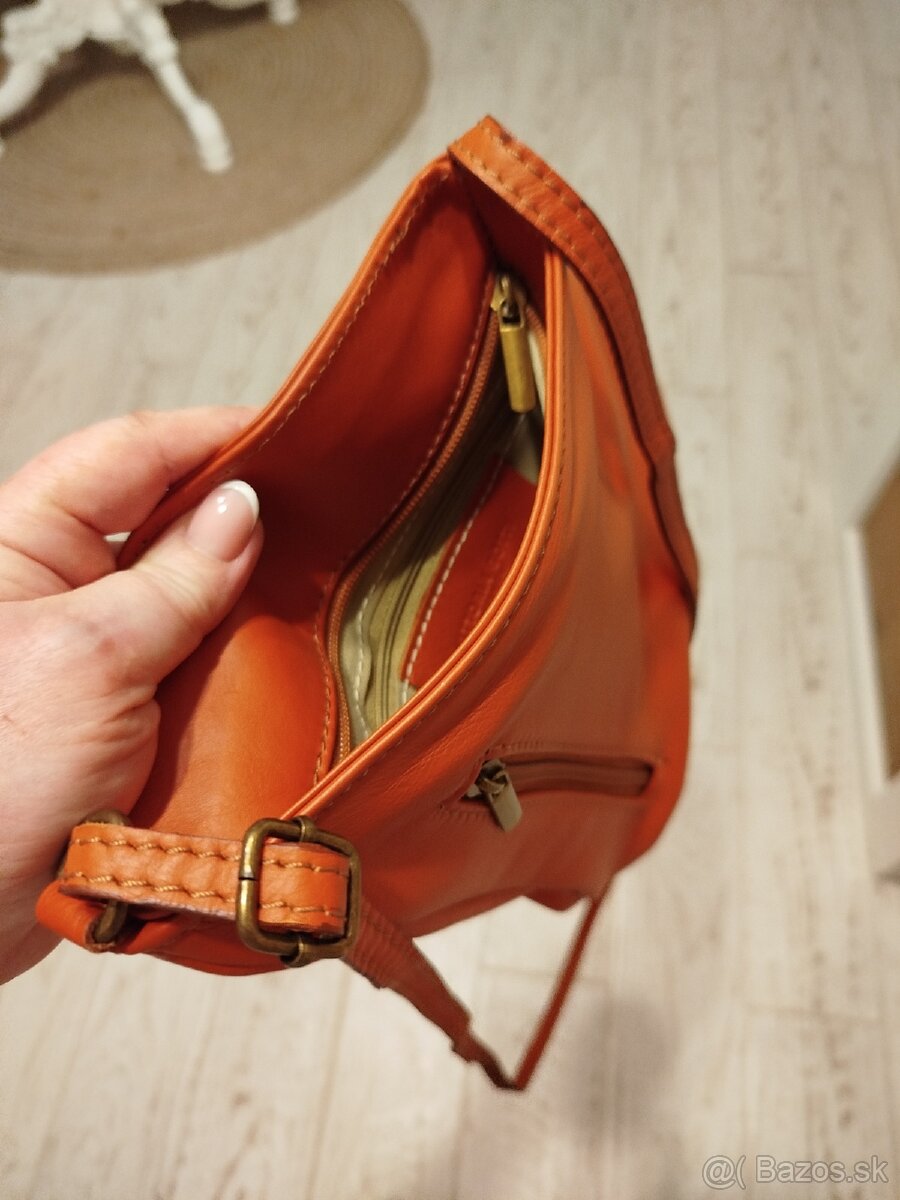 Malá kabelka, kožená - 3
