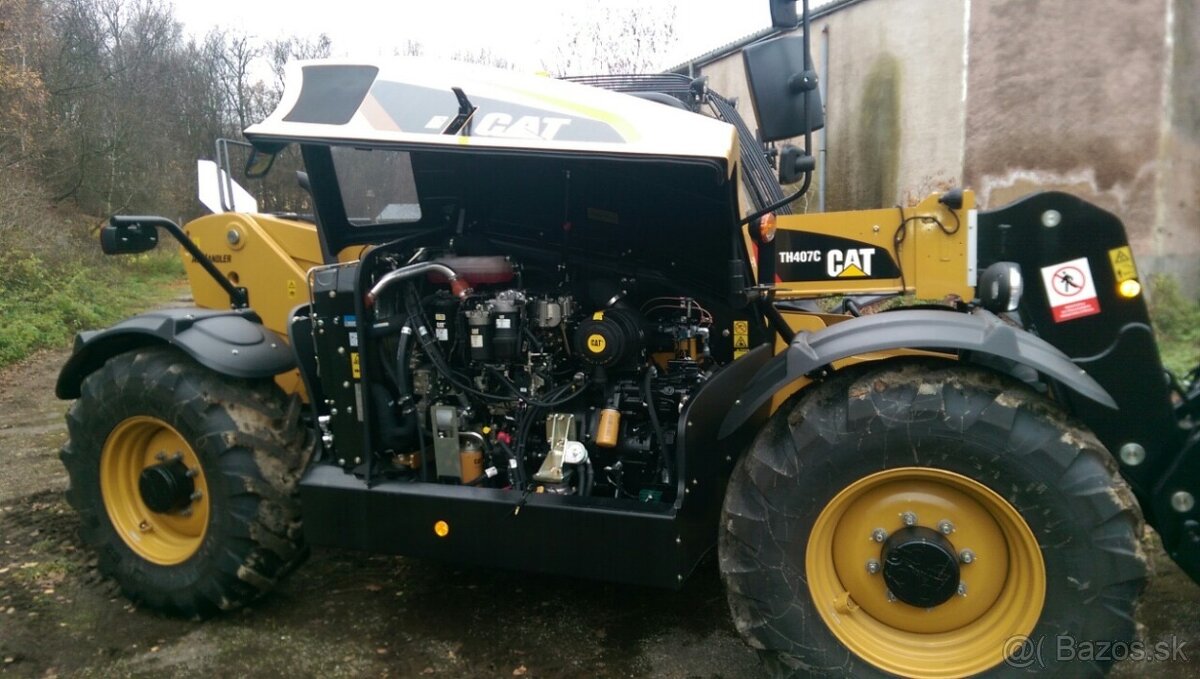 Caterpillar CAT TH407C Teleskopický manipulátor - 3