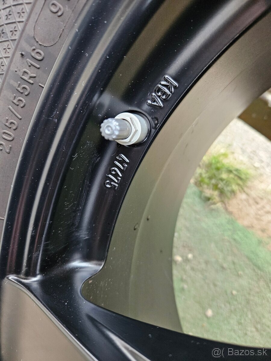 Hliníkové disky DEZENT RE - 5x112 r16 - 3