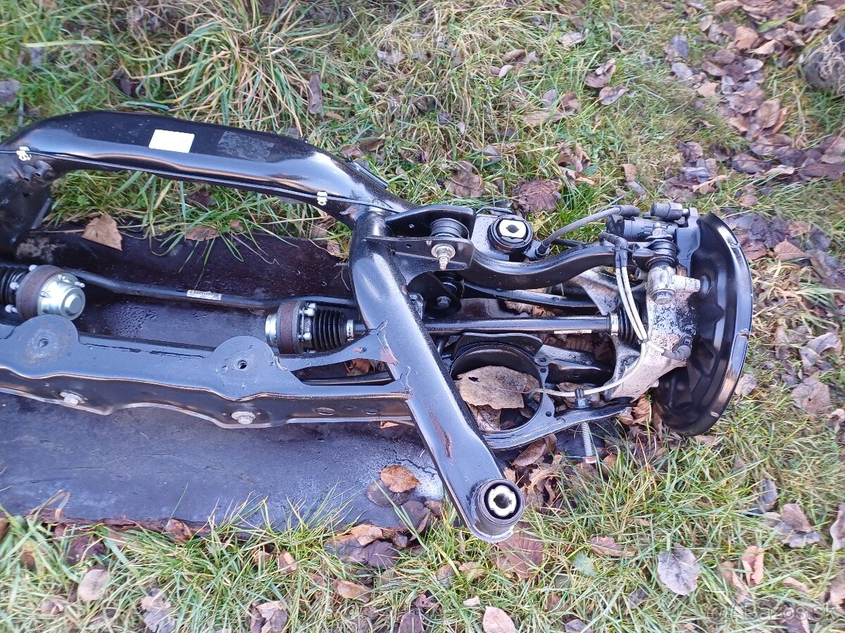 Škoda Superb 3 4×4 zadná náprava - 3