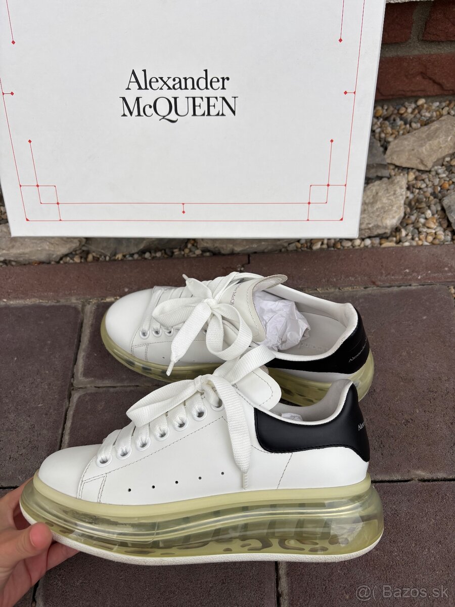 Alexander McQueen - 3