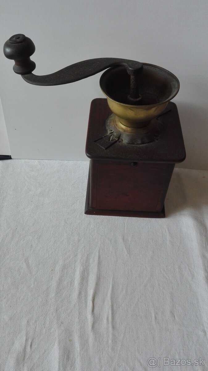 Starý mlýnek na kávu - 19. století - 3