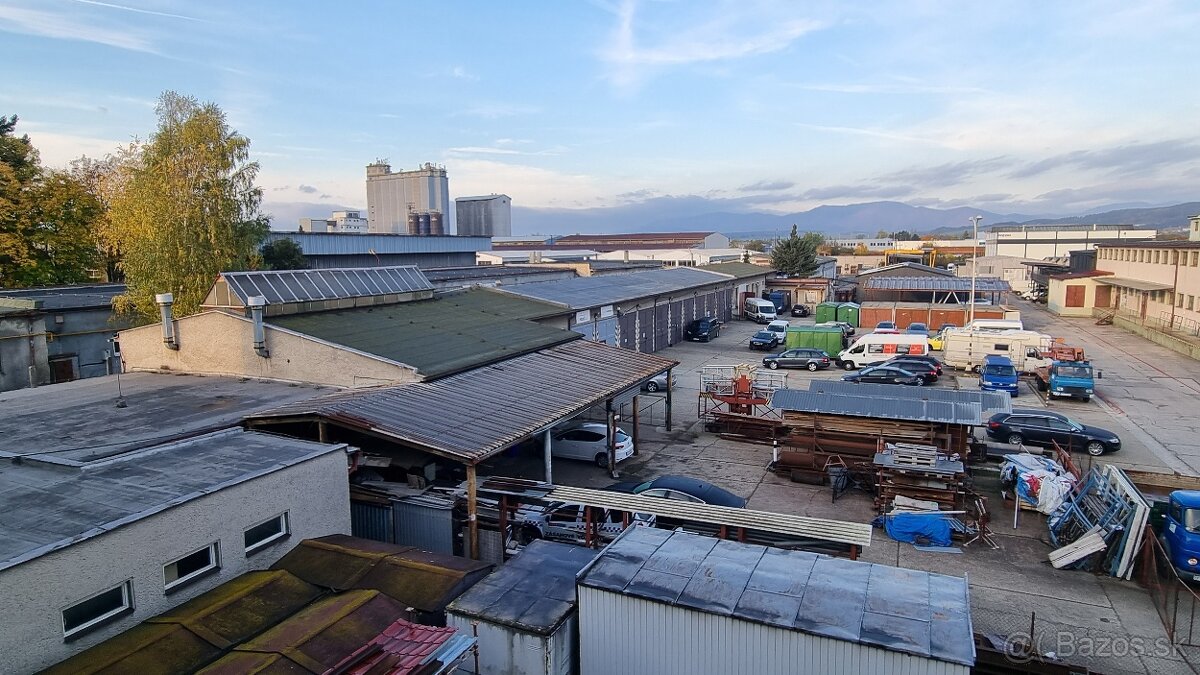 Zastavané plochy-pozemky a stavby - 3