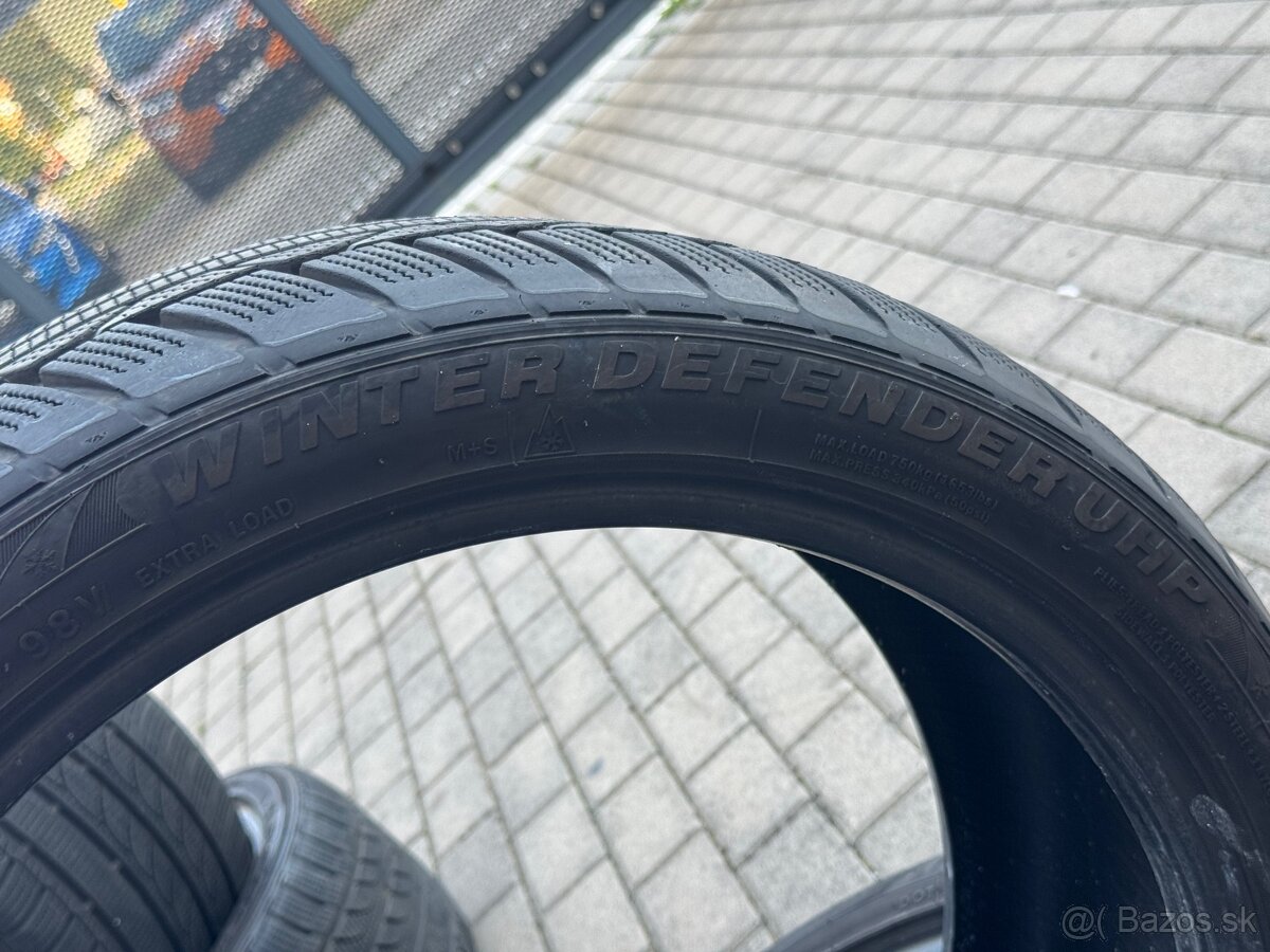LEAO WINTER DEFENDER 245/40 R19
