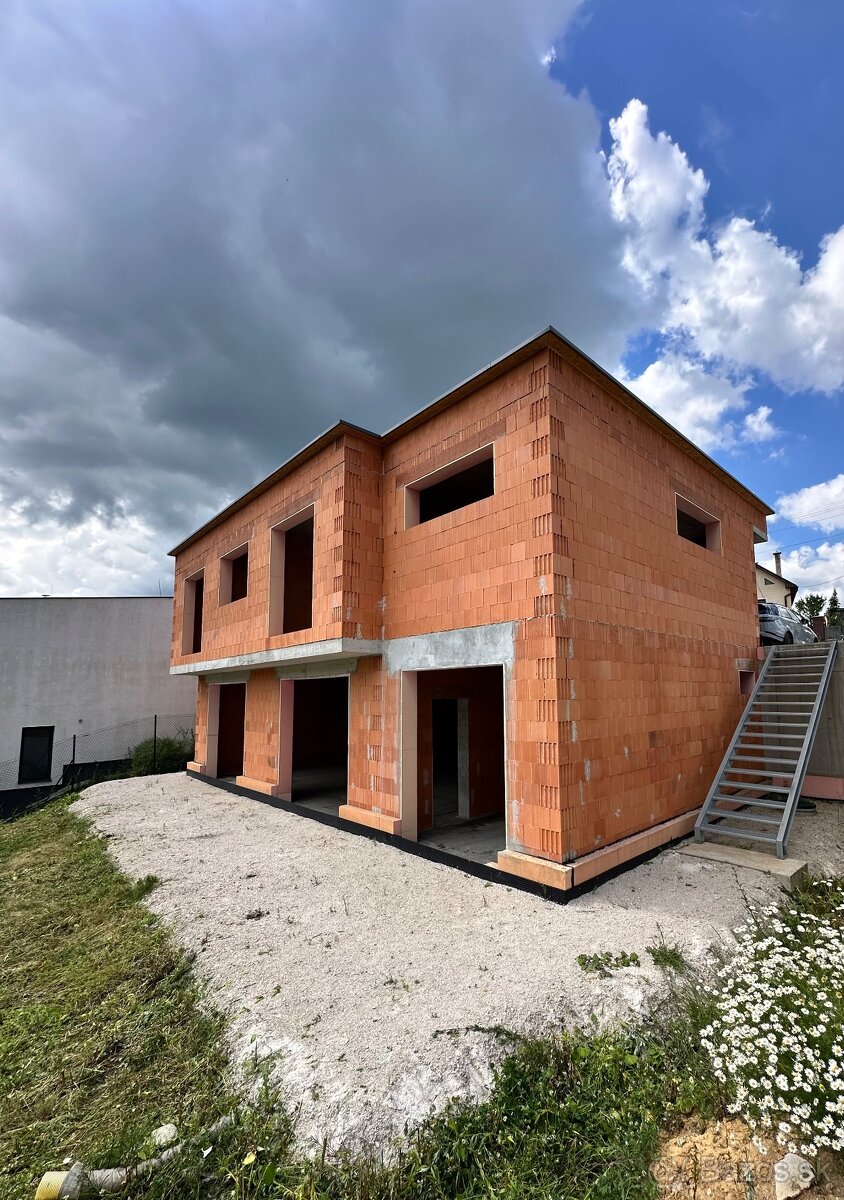 Predám RD v Trnovom - 3