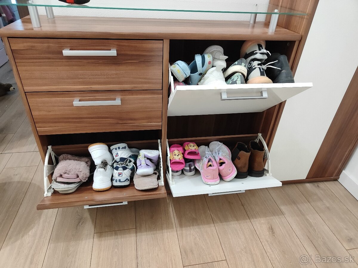 Chodbová zostava - 3