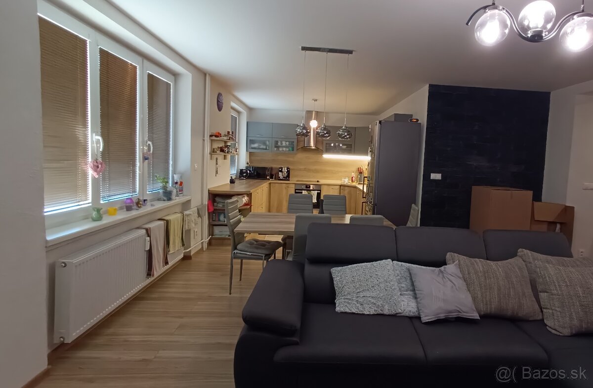 3 IZBOVÝ BYT LUČENEC - PRENÁJOM - 3