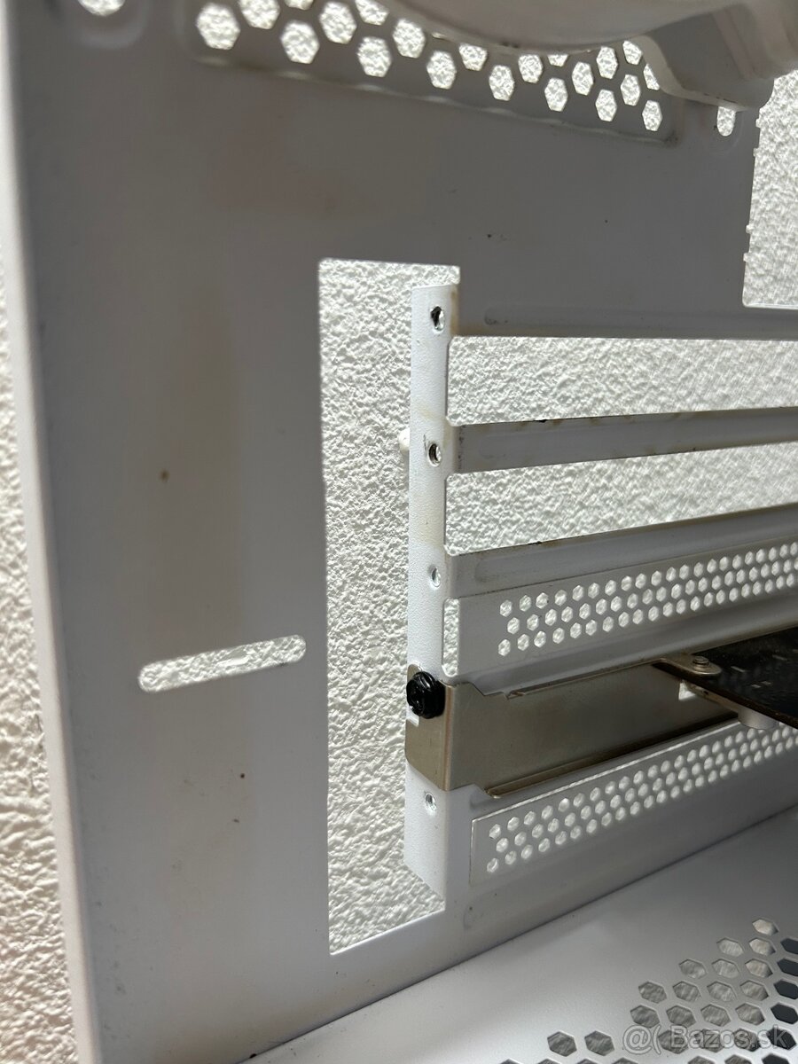 PC skrinka GameMax Destroyer TGW White - 3