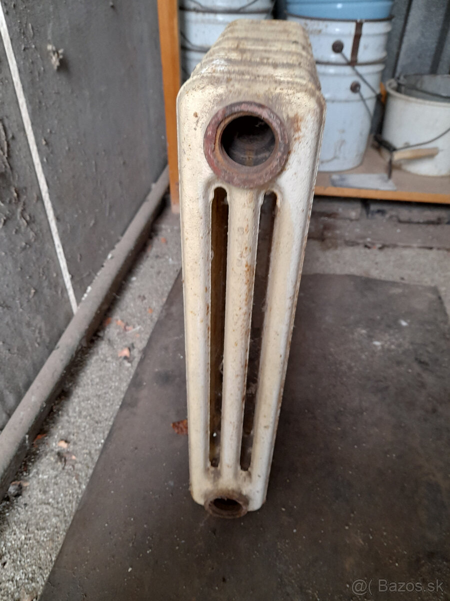Predám liatinový radiator 6 článkový - 3