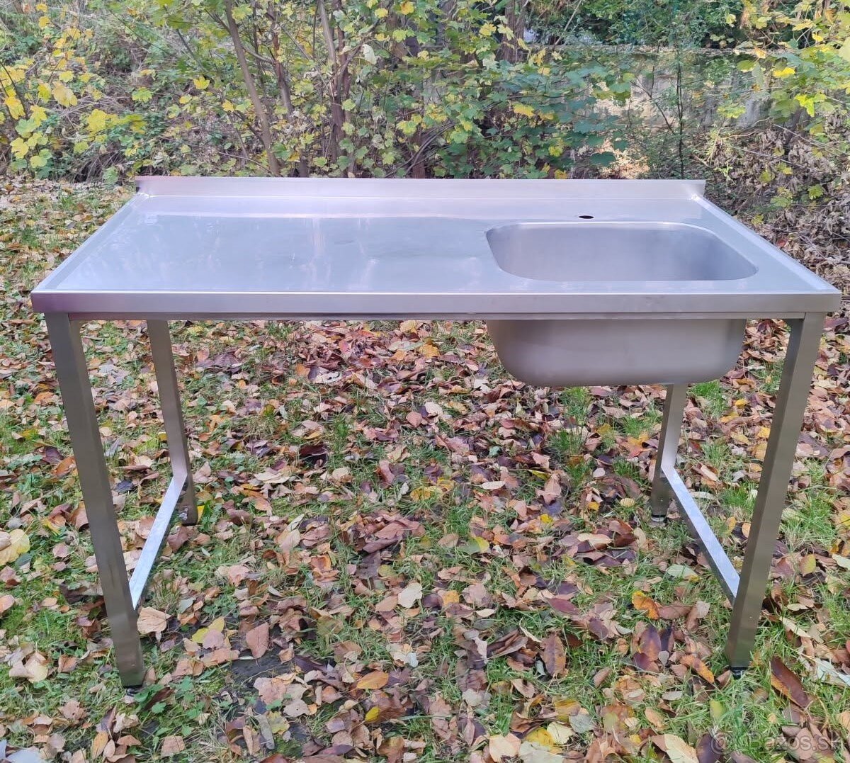 Nerezové drezy a stoly - 3