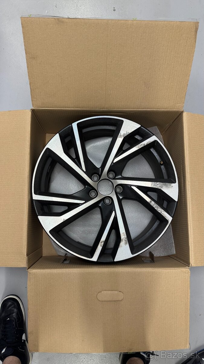 Volvo XC40 Poskodene Disky - Dva kusy - 3