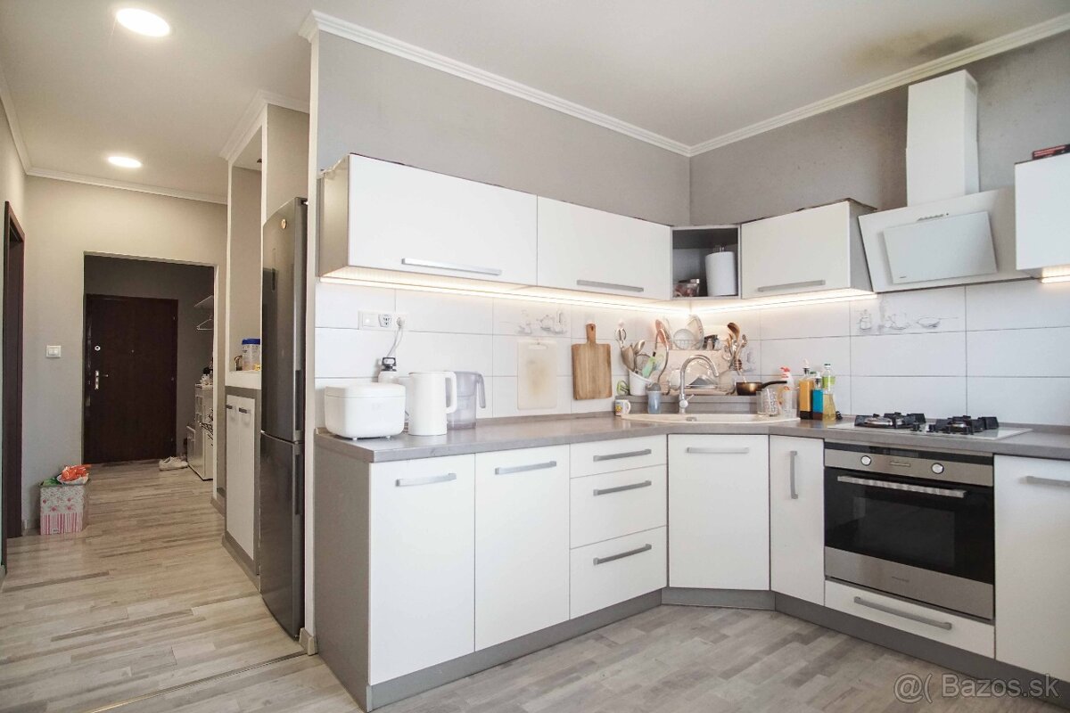 Kompletne prerobený veľký 2-izbový byt na ul. Nábrežná, Nové - 3