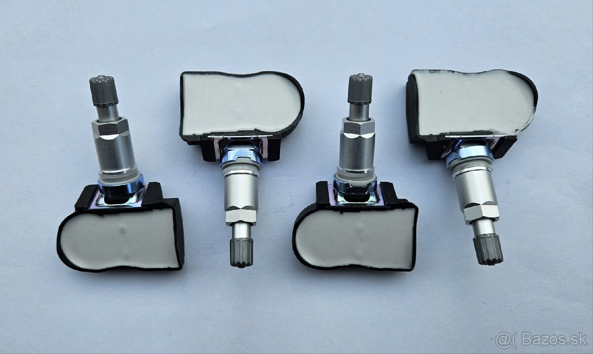 SUZUKI SNÍMAČE TLAKU PNEUMATÍK
- 3