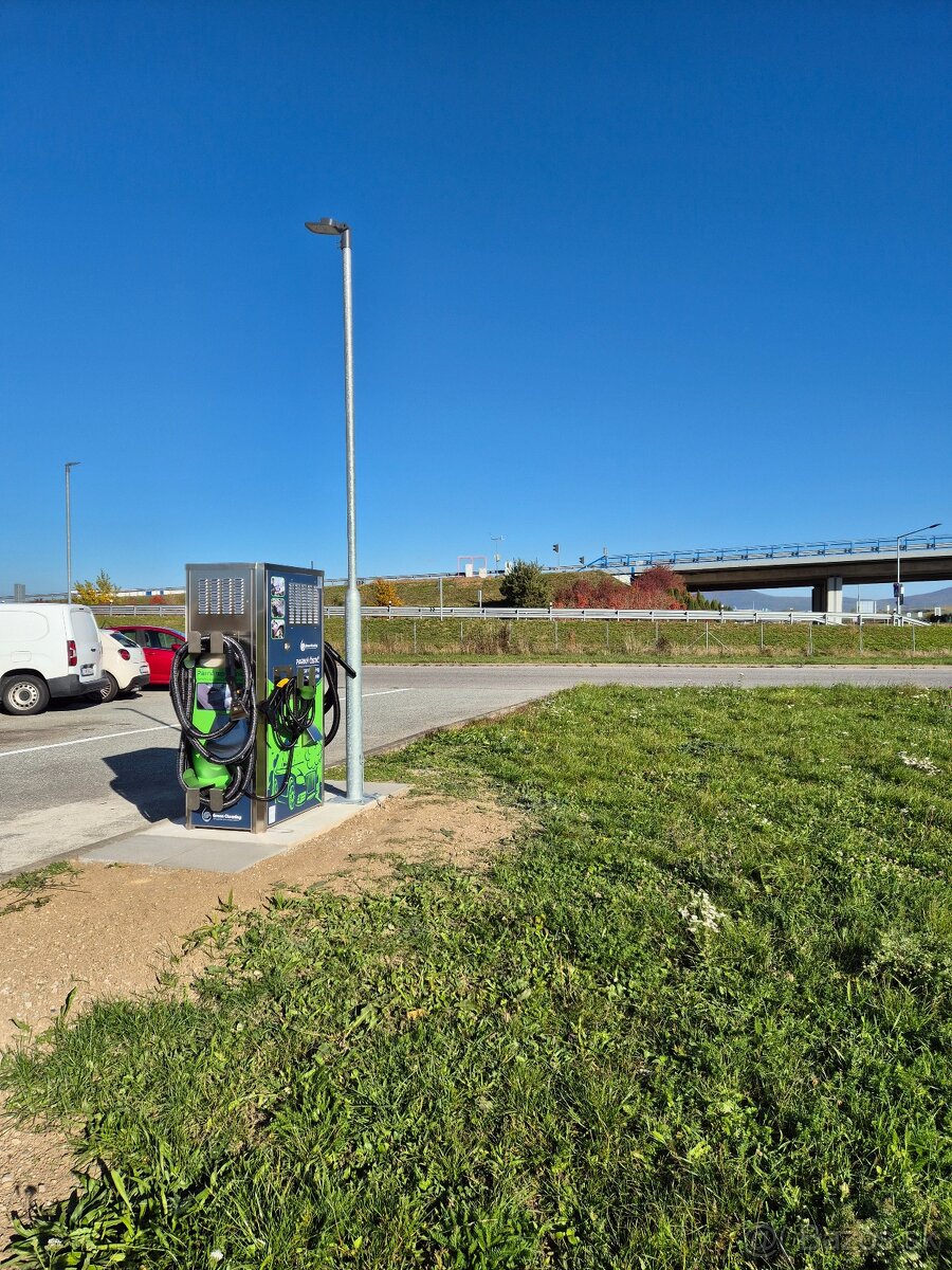 Samo obslužné tepovanie, parné čistenie a vysávanie aut. - 3