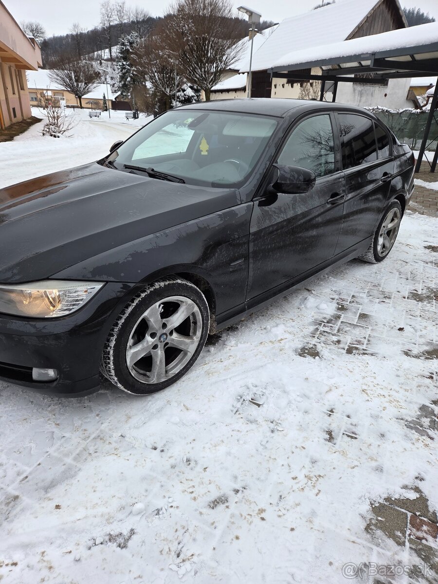 BMW E90 318D Facelift - 3