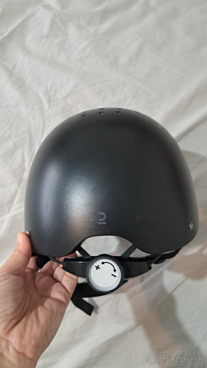 Predam FOUGANZA jazdeckú prilbu - 3