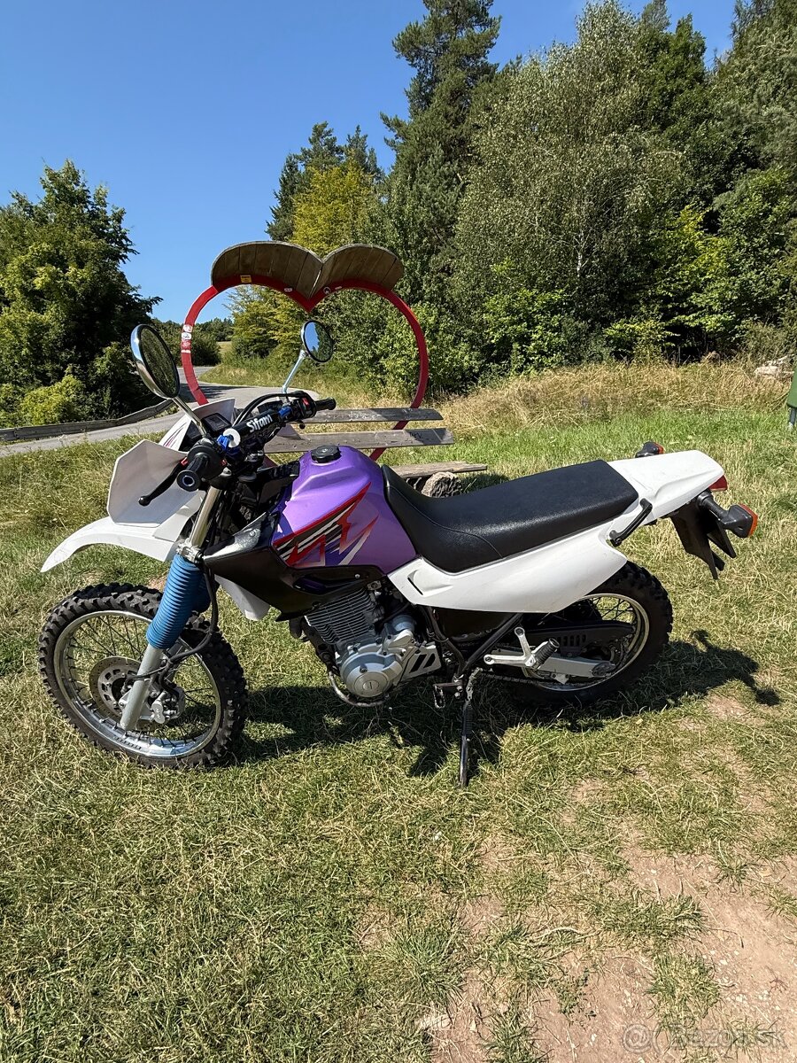 Yamaha xt600 s TP