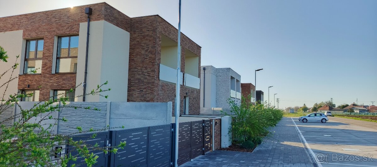 NOVÝ LUXUSNÝ 3IZBOVÝ BYT DIAKOVCE-ŠALA - 3