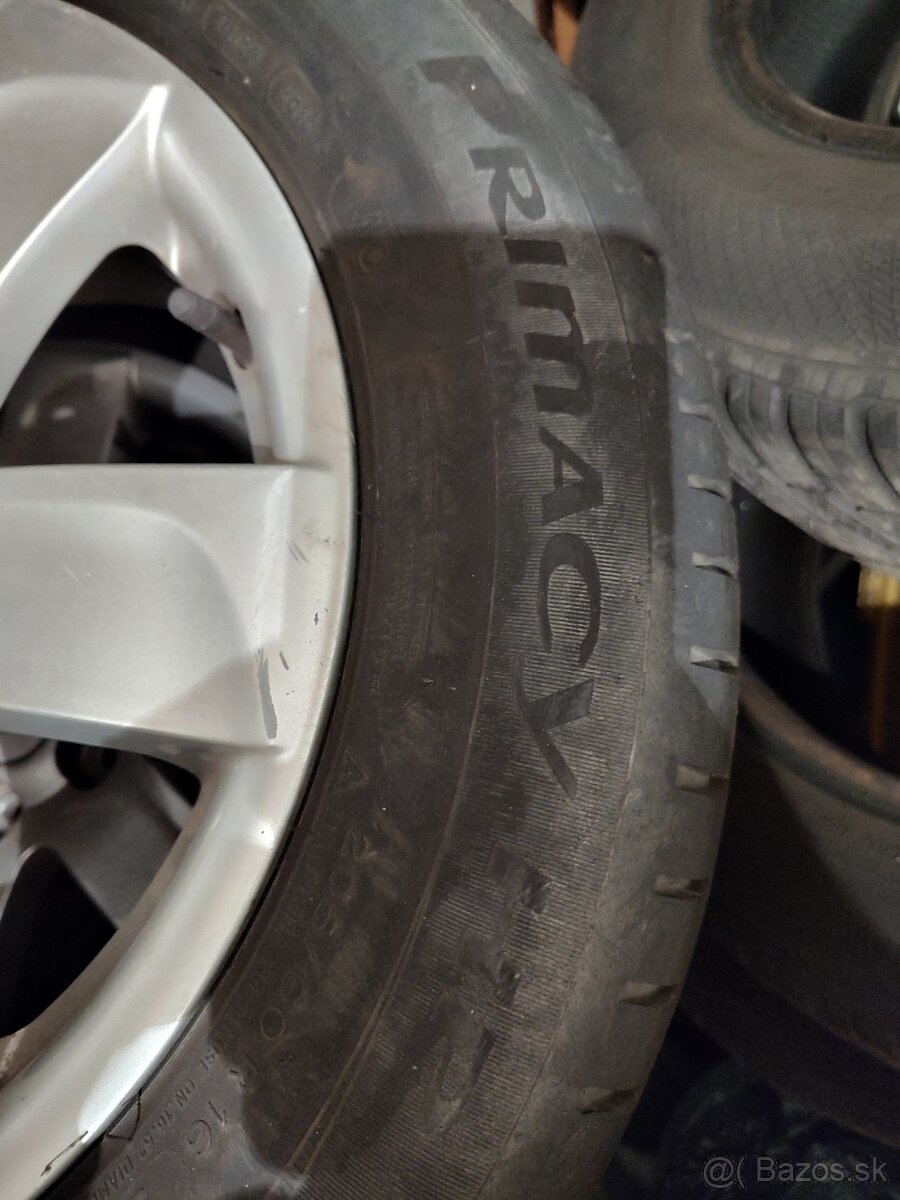 Letné pneu KIA originál s diskami 200x60 R16 - 3