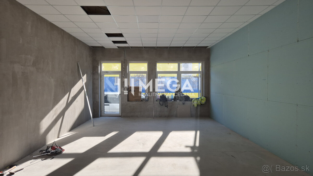 PREDAJ OBCHODNÉHO PRIESTORU v HUMENNOM (sídlisko 2A) - 3